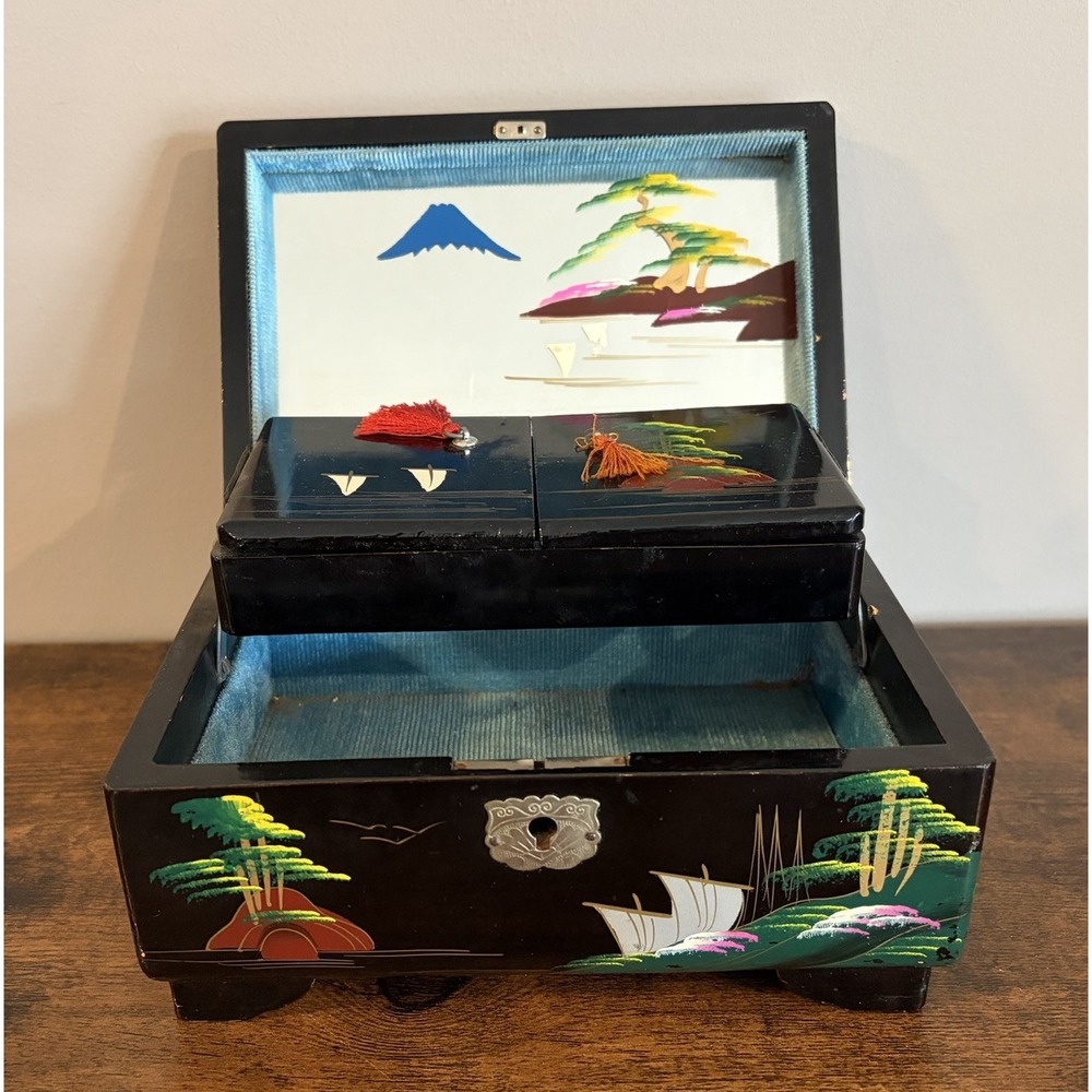 Japanese Black Lacquer Abalone Inlay Mt. Fuji Scenic Music Jewelry Box Vintage - Picture 3 of 12